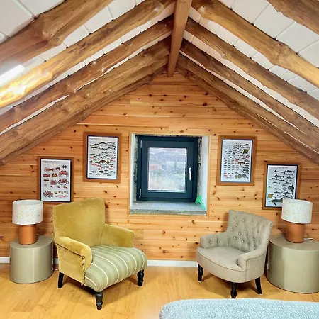 Villa Casa Baleia Laranja Ocean-front Madalena (Azores)