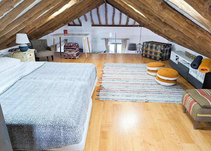 Casa Baleia Laranja Ocean-front Madalena (Azores)