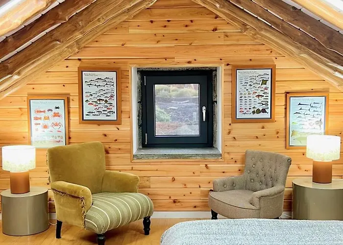 Casa Baleia Laranja Ocean-front