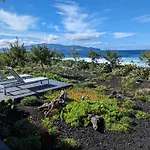 Casa Baleia Laranja Ocean-front Villa