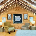 فيلة Casa Baleia Laranja Ocean-front
