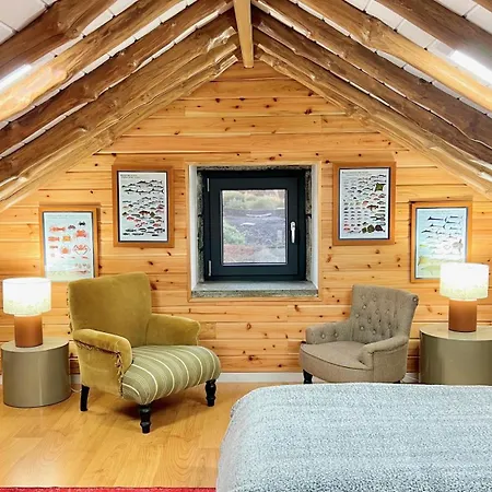 Casa Baleia Laranja Ocean-front