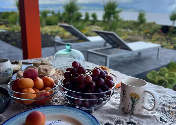 Casa Baleia Laranja Ocean-front Villa *