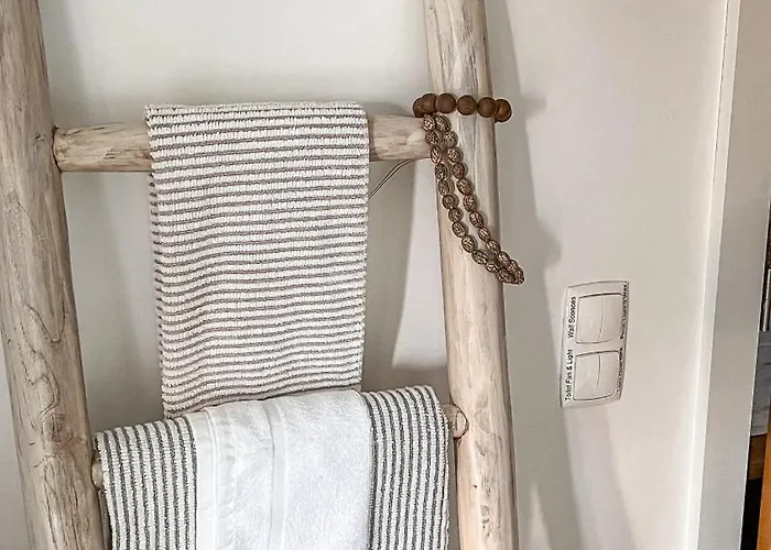 Casa Baleia Laranja Ocean-front Villa Madalena (Azores)